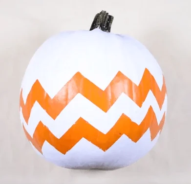 charlie brown painted pumpkin design