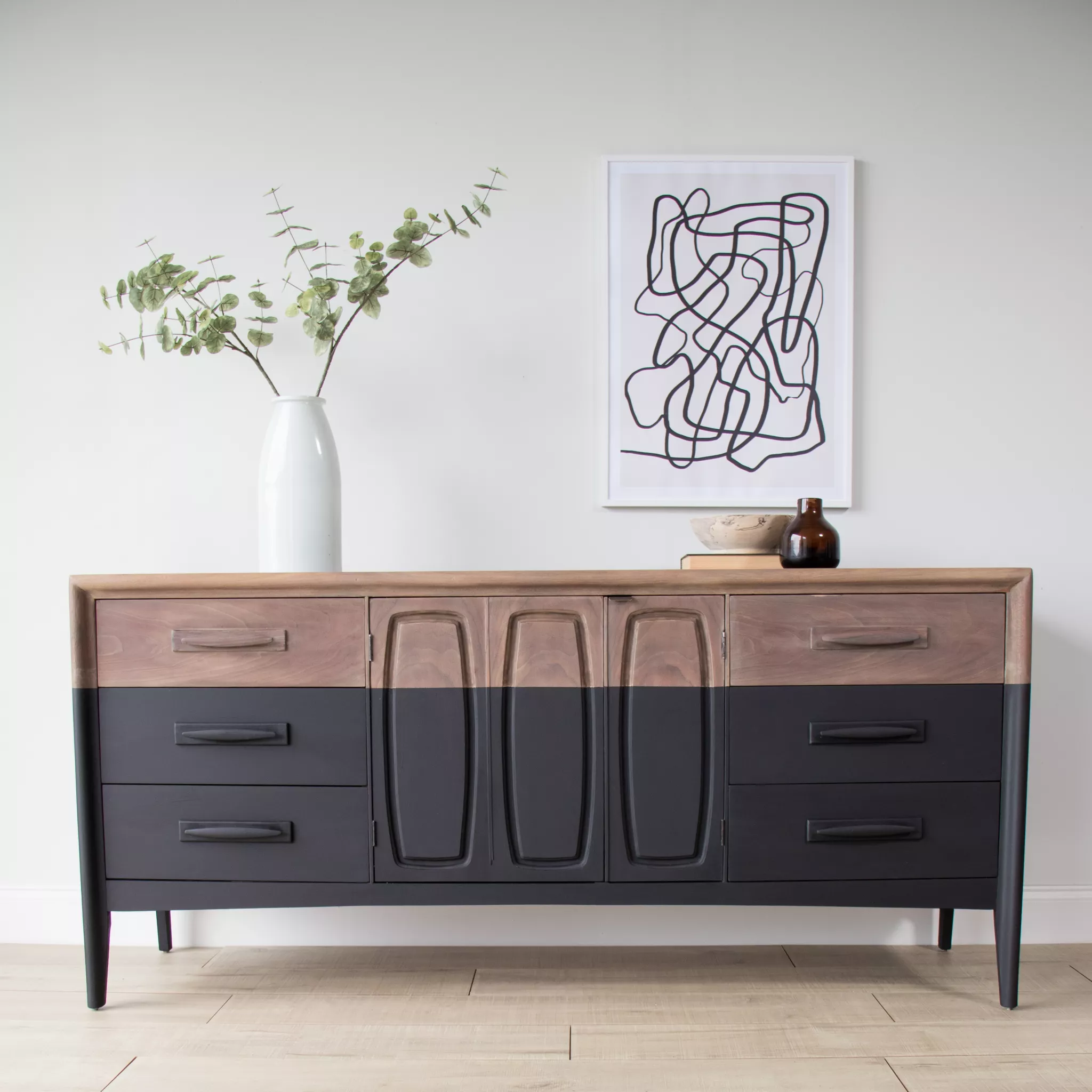 sample of diy projects using milk paint for furniture