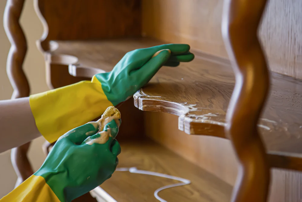How to Use Liming Wax