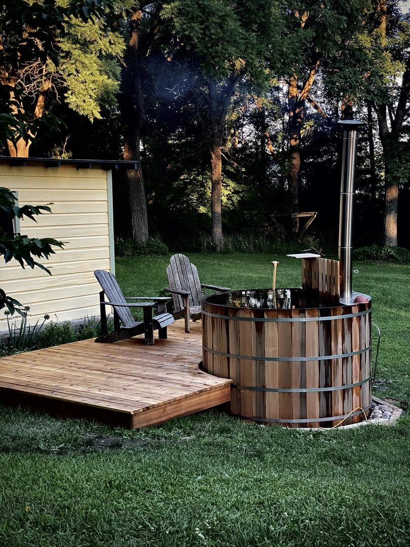 outdoor wood treatment before winter