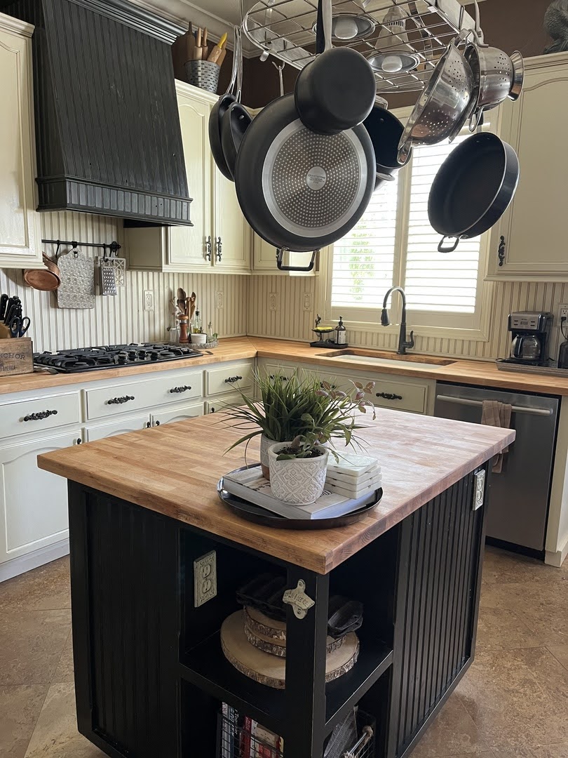 Natural wood kitchen ideas