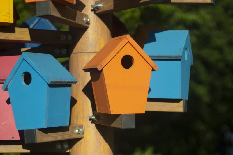 diy colorful wooden birdhouses