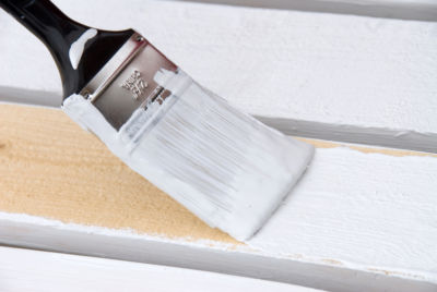 tips and tricks of painting old furniture with white paint
