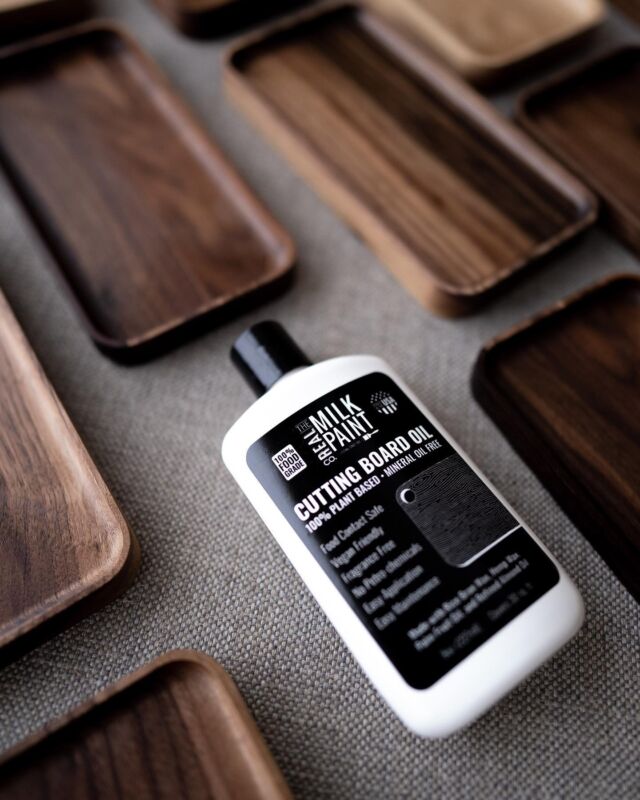 using Real Milk Paint cutting board oil on your diy painted cutting board using Real Milk Paint cutting board oil on your diy painted cutting board